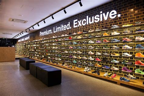 melbourne sneaker store